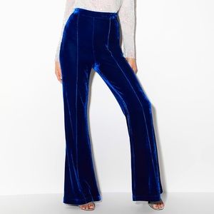 Blue velvet flare pants size XS never been worn